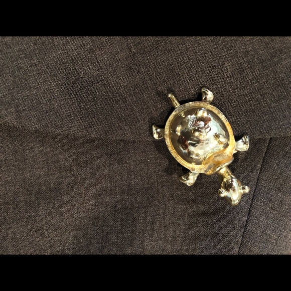Turtle Pin - Picture 2 of 3
